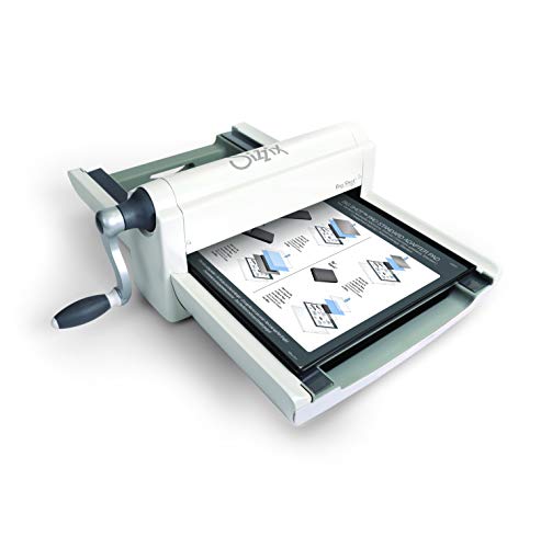 Sizzix Big Shot PRO, Macchina Manuale per Taglio e Rilievo con Accessori Standard e punteruolo, Formato A3 (33 cm), Acciaio Inossidabile, Bianco/Grigio, 31 x 51.5 x 70 cm : Casa e cucina(Single)
